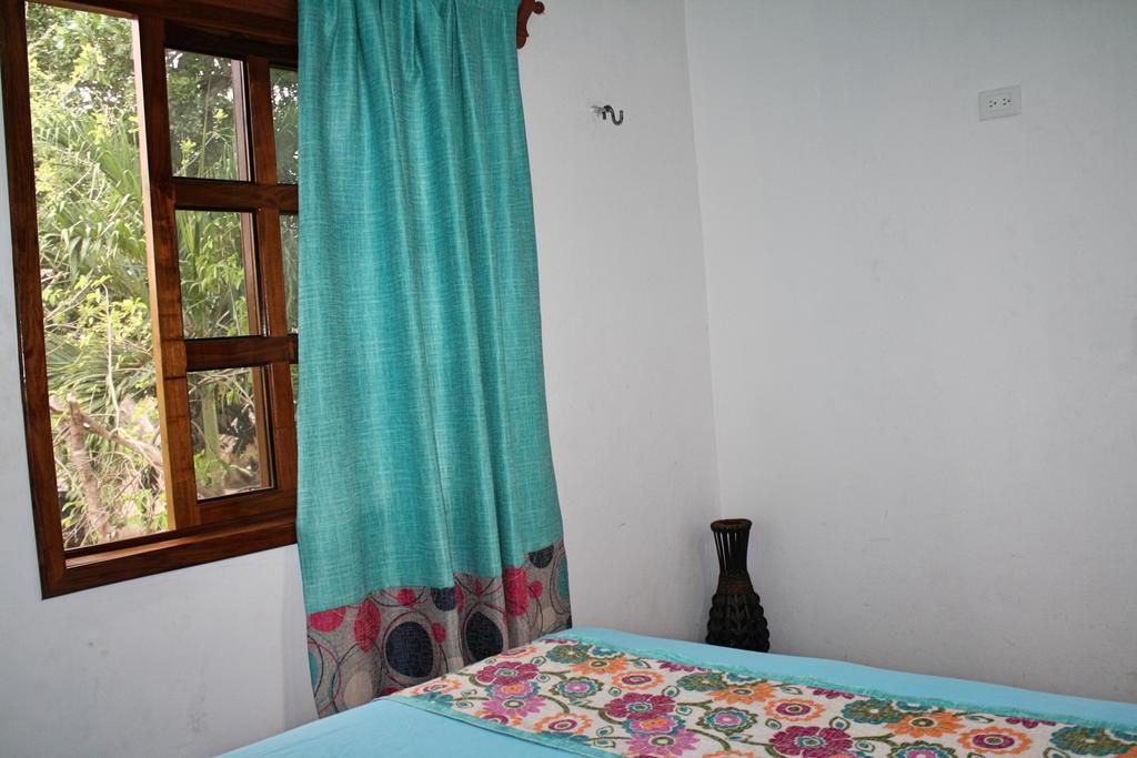 Yaxche Centro Hostal Y Camping Bacalar Eksteriør bilde